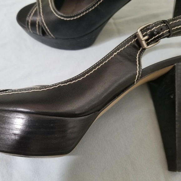 Guess Sling Back Platform Sandals - Picture 4 of 8